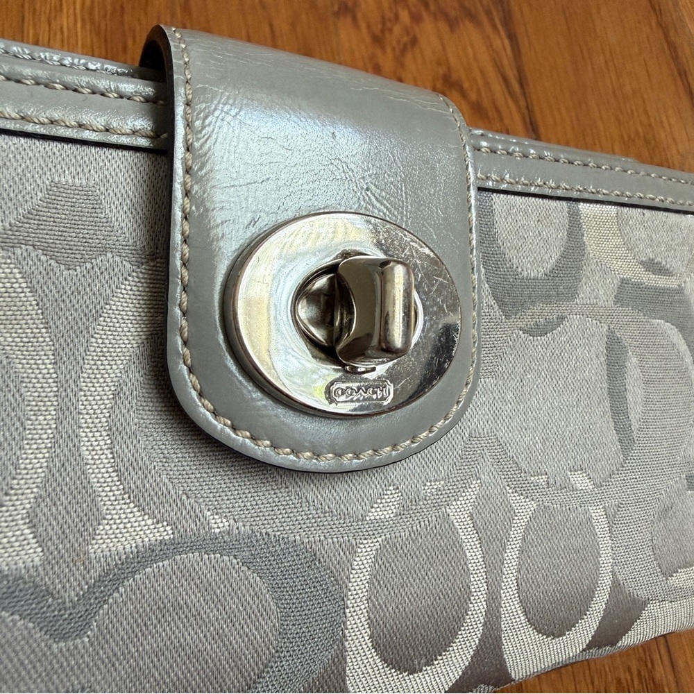Coach gray silver CC print full size wallet with checkbook holder - Picture 2 of 11